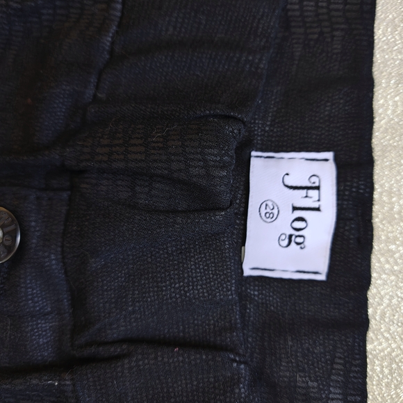 Bevy Flog Liron Black Snake Skin Pants Women's Size 28 NWT - Picture 3 of 6